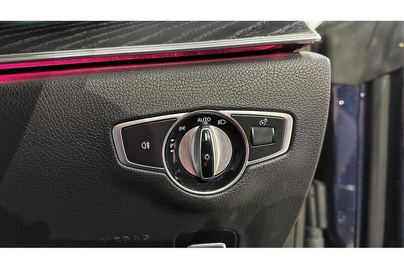 Mercedes-Benz E Class E220d AMG Line - U263