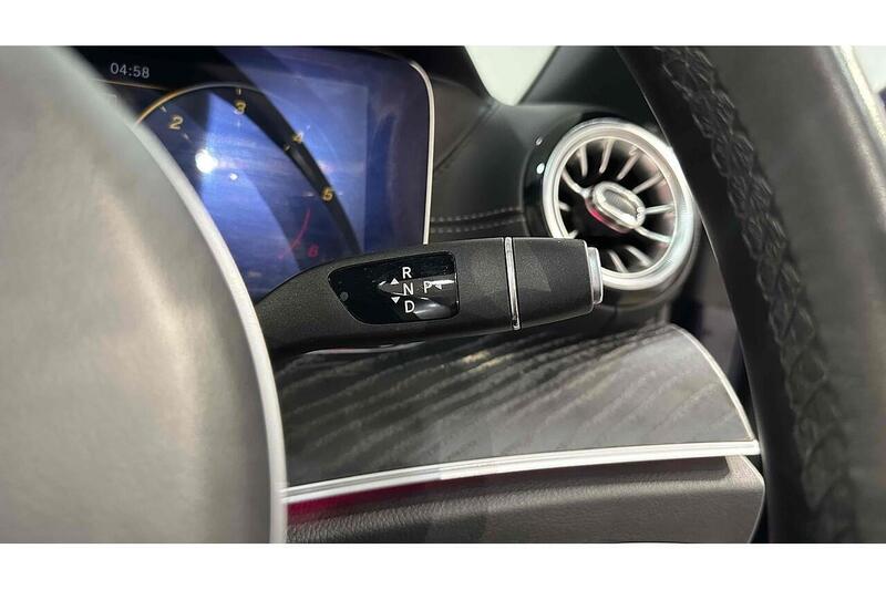 Mercedes-Benz E Class E220d AMG Line - U263