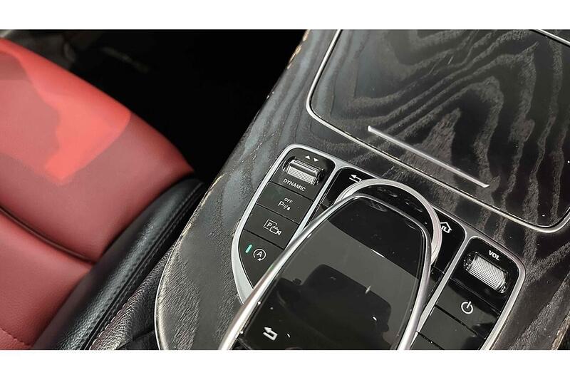 Mercedes-Benz E Class E220d AMG Line - U263