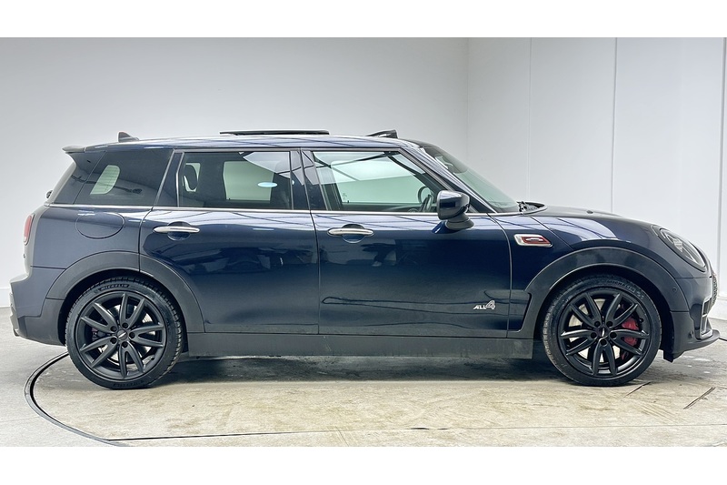 MINI Clubman John Cooper Works - U2630