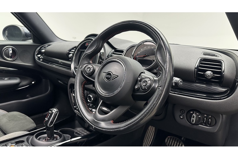 MINI Clubman John Cooper Works - U2630