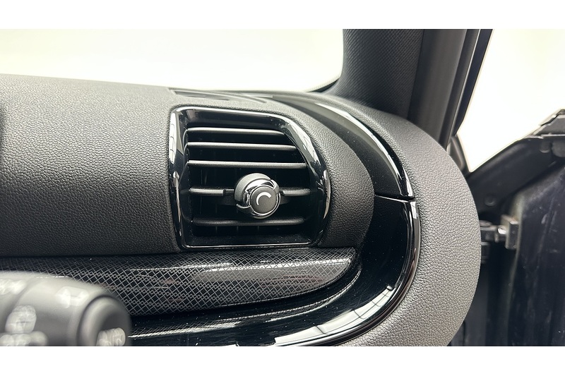 MINI Clubman John Cooper Works - U2630