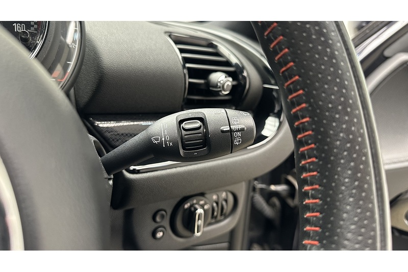 MINI Clubman John Cooper Works - U2630