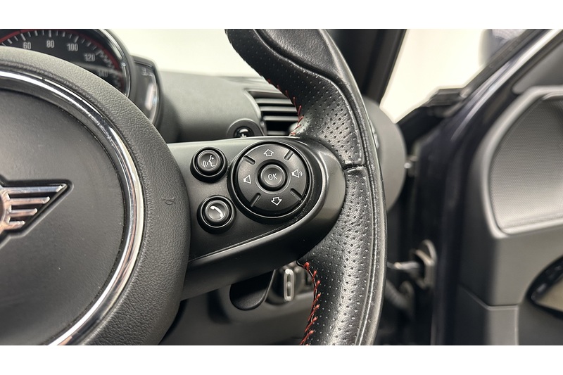 MINI Clubman John Cooper Works - U2630