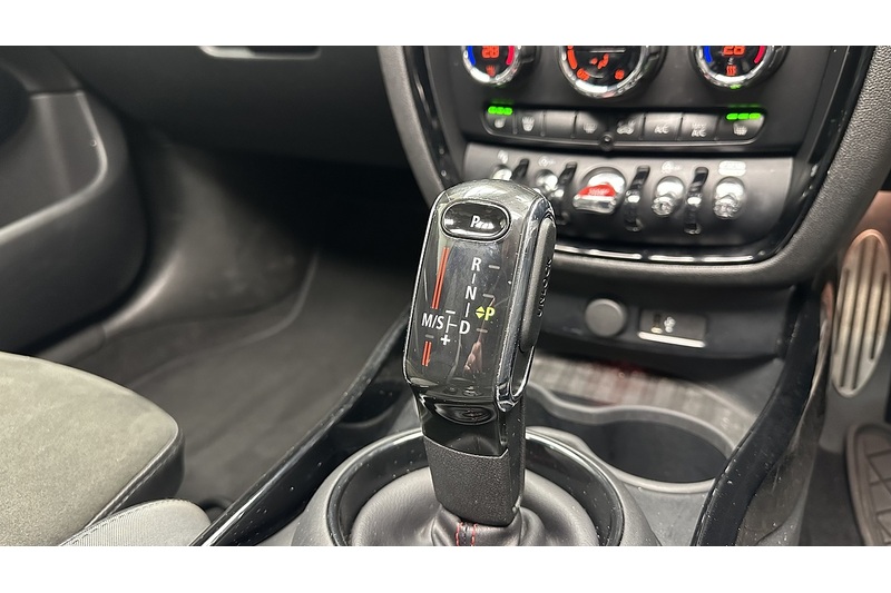 MINI Clubman John Cooper Works - U2630
