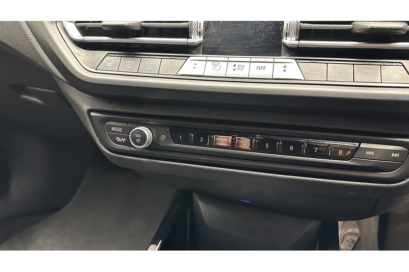 BMW 1 Series 118i M Sport - U2643