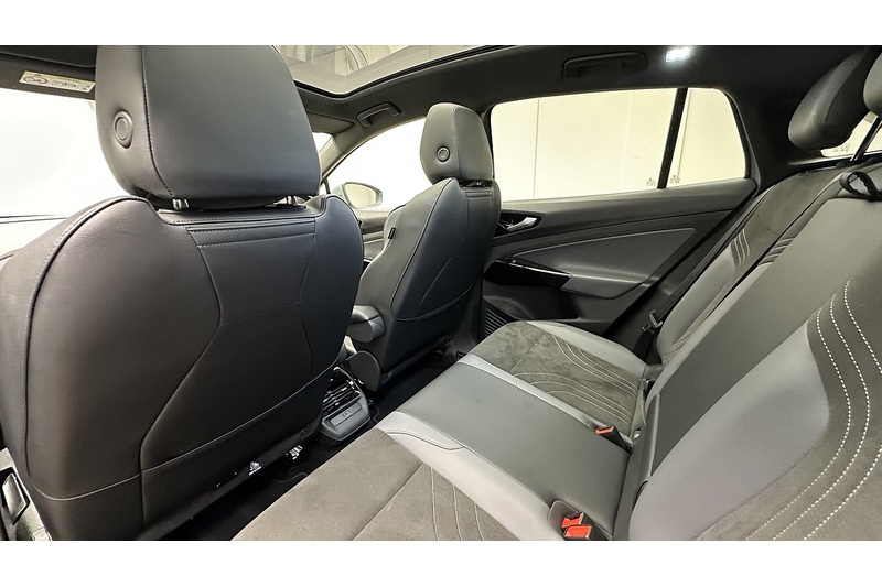 Volkswagen ID.5 Pro Match - U2652