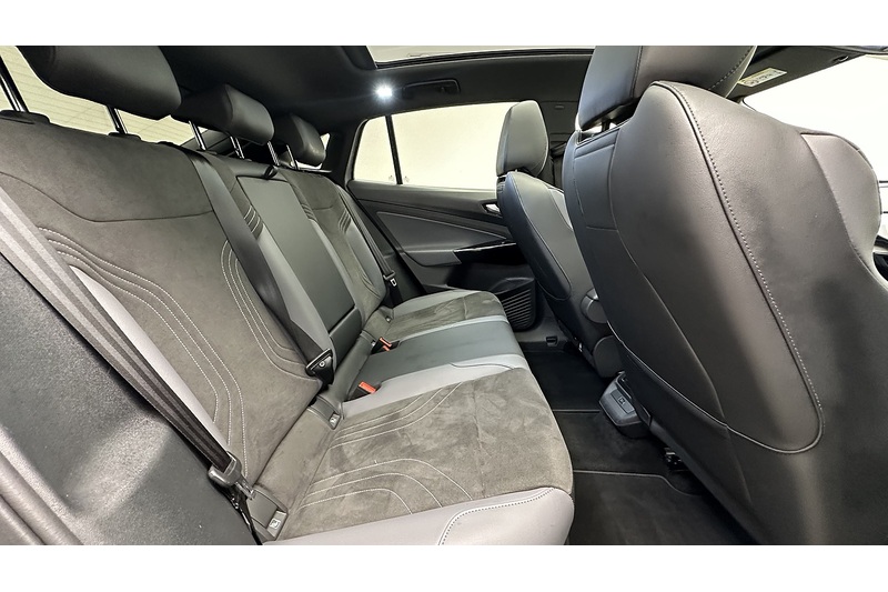 Volkswagen ID.5 Pro Match - U2652