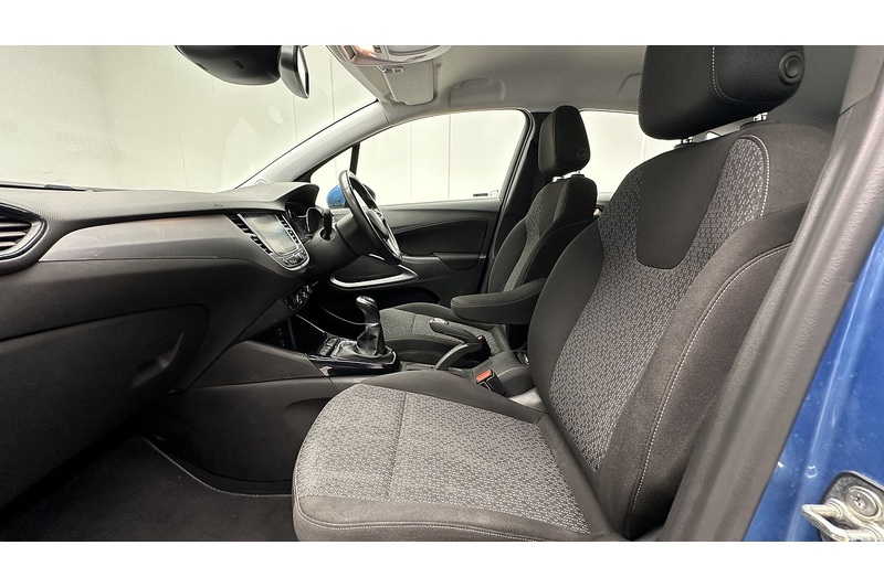 Vauxhall Crossland X Turbo ecoTEC SE Nav - U2672