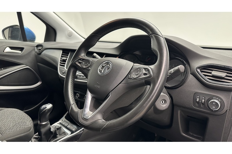 Vauxhall Crossland X Turbo ecoTEC SE Nav - U2672