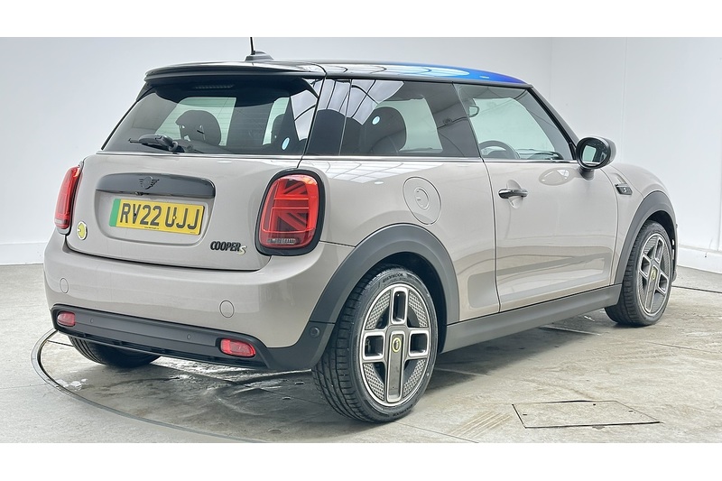 MINI Electric Hatch Cooper SE Collection Edition - U2683
