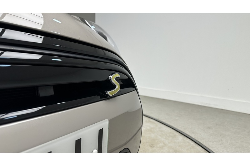 MINI Electric Hatch Cooper SE Collection Edition - U2683