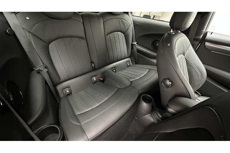 MINI Electric Hatch Cooper SE Collection Edition - U2683
