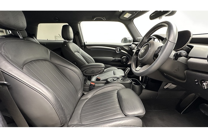 MINI Electric Hatch Cooper SE Collection Edition - U2683