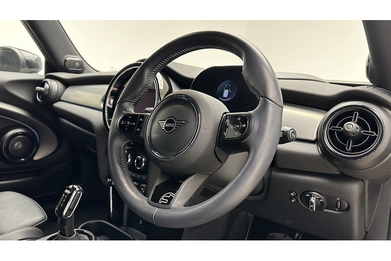MINI Electric Hatch Cooper SE Collection Edition - U2683