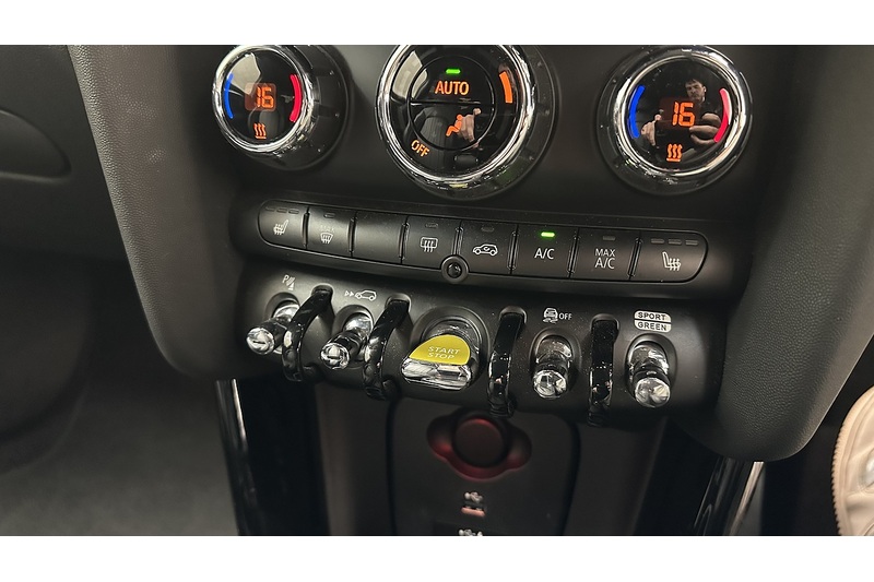 MINI Electric Hatch Cooper SE Collection Edition - U2683