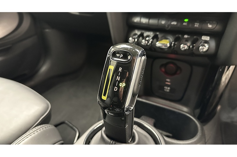 MINI Electric Hatch Cooper SE Collection Edition - U2683