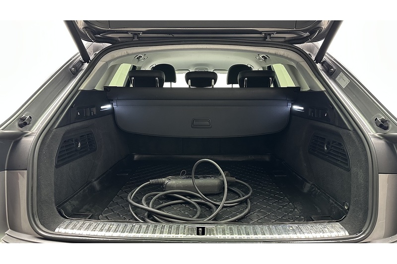 Audi e-tron  - U2692