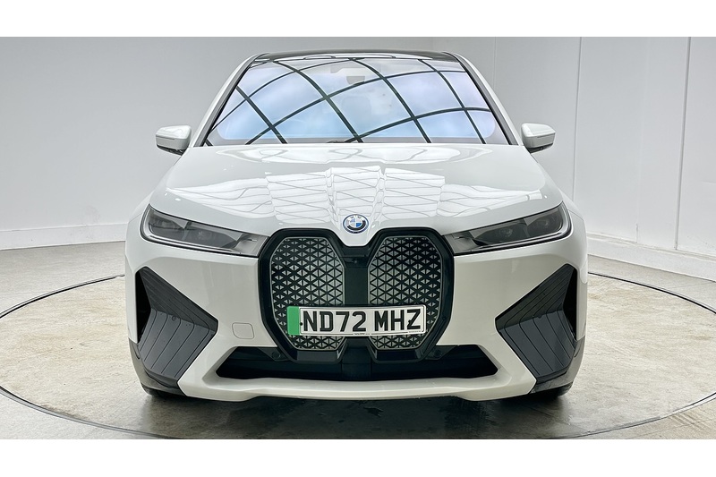 BMW iX 40 M Sport Edition - U2694