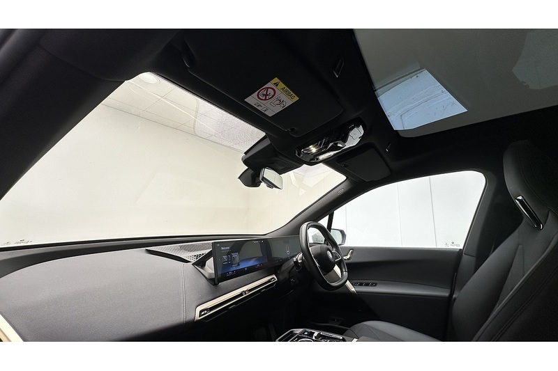 BMW iX 40 M Sport Edition - U2694