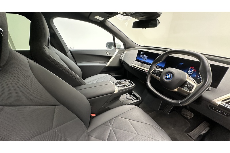 BMW iX 40 M Sport Edition - U2694