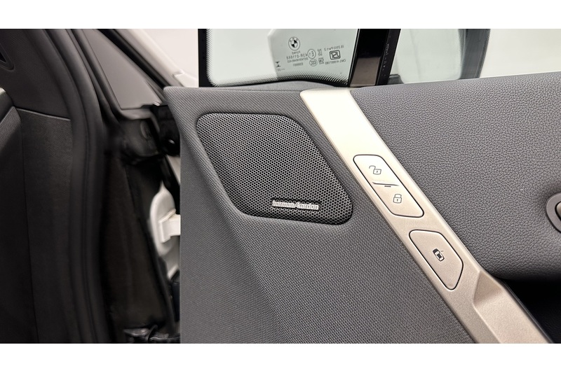 BMW iX 40 M Sport Edition - U2694