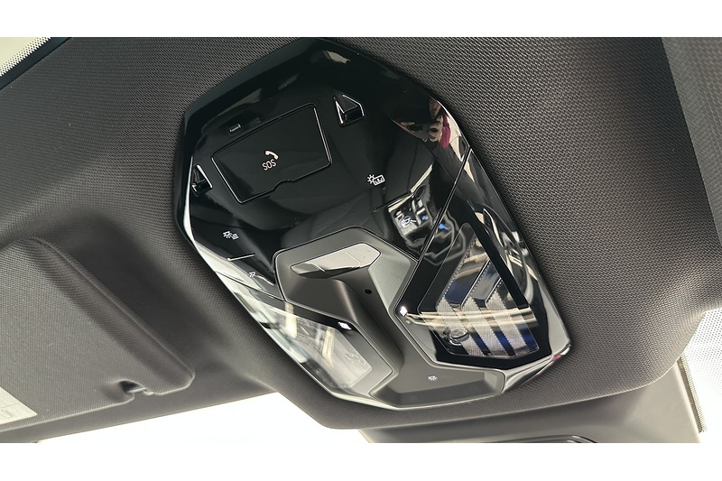 BMW iX 40 M Sport Edition - U2694