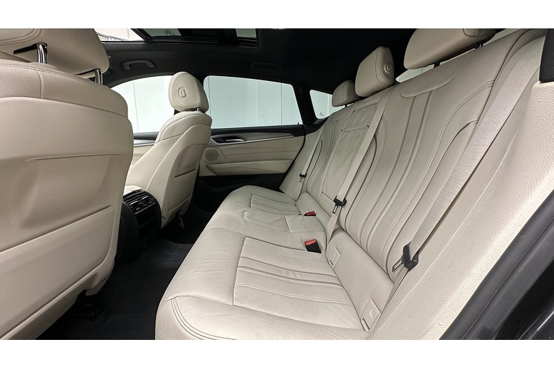 BMW 6 Series Gran Turismo 620d M Sport - U275