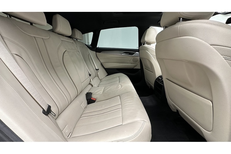 BMW 6 Series Gran Turismo 620d M Sport - U275