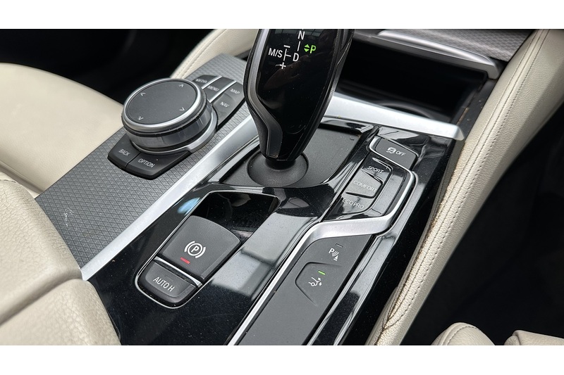 BMW 6 Series Gran Turismo 620d M Sport - U275