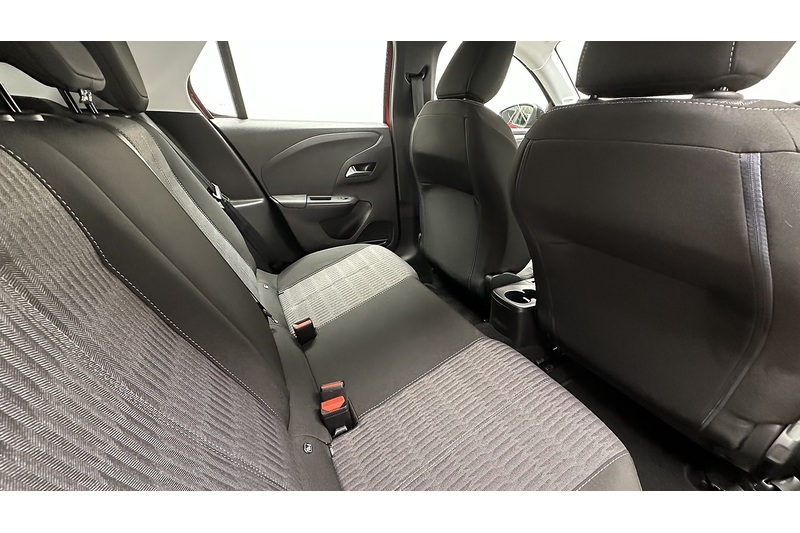 Vauxhall Corsa Design - U2781