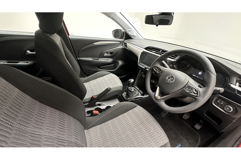 Vauxhall Corsa Design - U2781