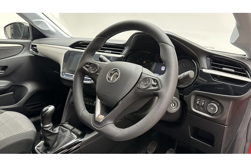 Vauxhall Corsa Design - U2781