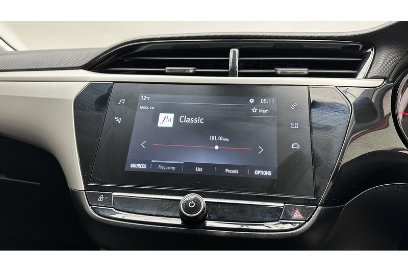 Vauxhall Corsa Design - U2781