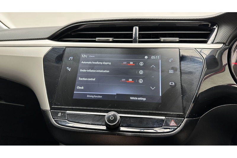 Vauxhall Corsa Design - U2781