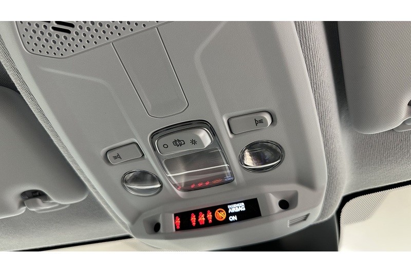 Vauxhall Corsa Design - U2781