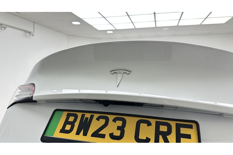 Tesla Model Y Long Range - U2815