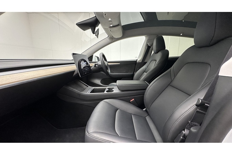 Tesla Model Y Long Range - U2815