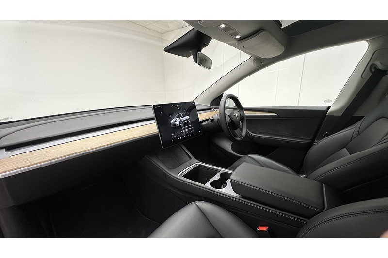 Tesla Model Y Long Range - U2815