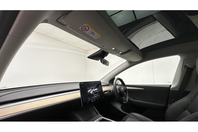 Tesla Model Y Long Range - U2815