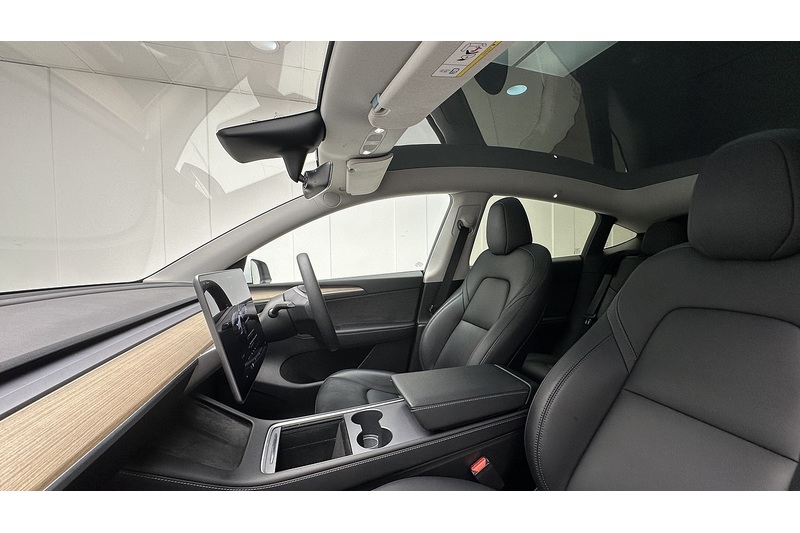 Tesla Model Y Long Range - U2815
