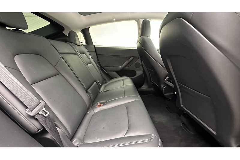 Tesla Model Y Long Range - U2815