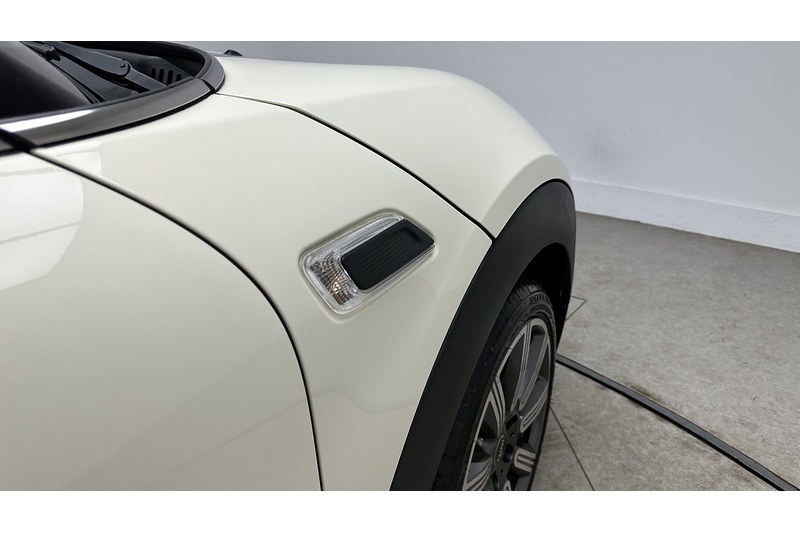 MINI Clubman Cooper Exclusive - U2818