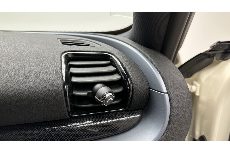 MINI Clubman Cooper Exclusive - U2818