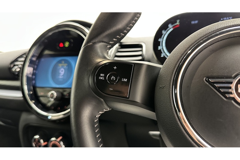 MINI Clubman Cooper Exclusive - U2818