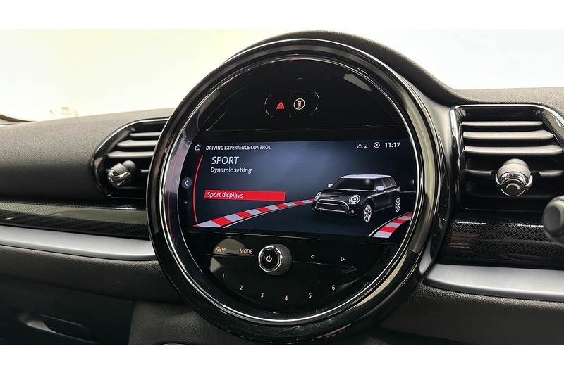 MINI Clubman Cooper Exclusive - U2818