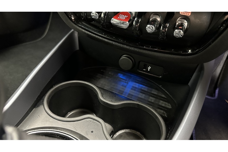 MINI Clubman Cooper Exclusive - U2818