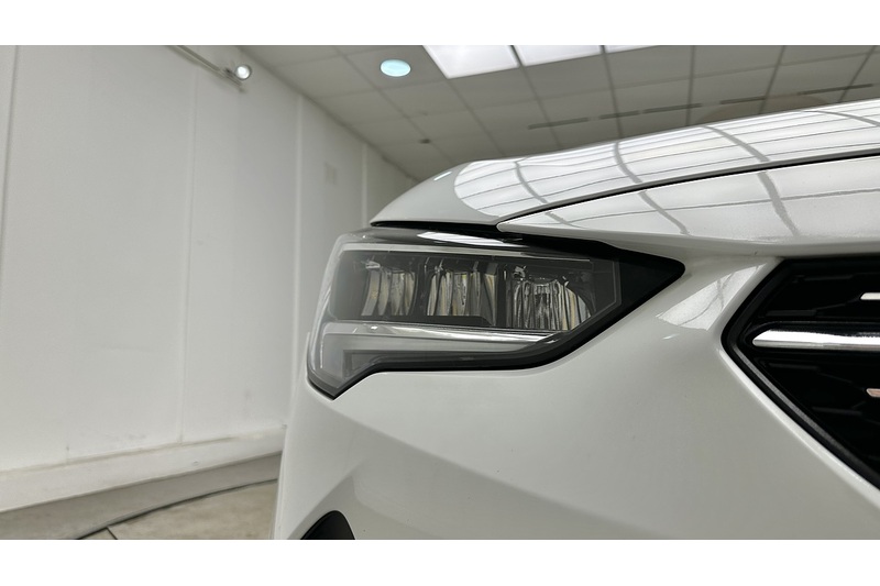 Vauxhall Corsa Design - U2825