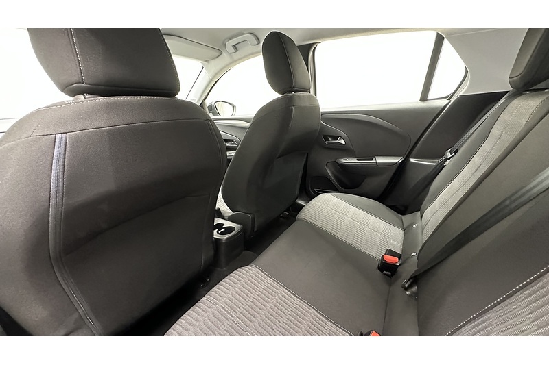 Vauxhall Corsa Design - U2825