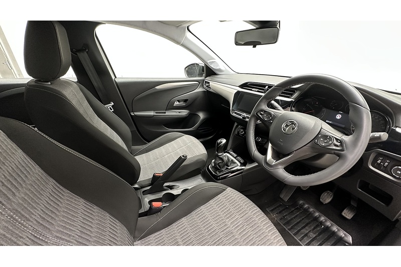 Vauxhall Corsa Design - U2825